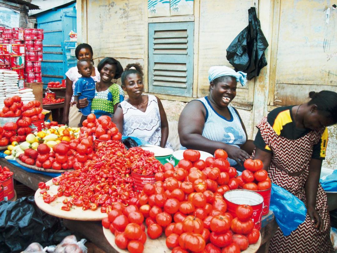 Women selling tomatoes in Ghana